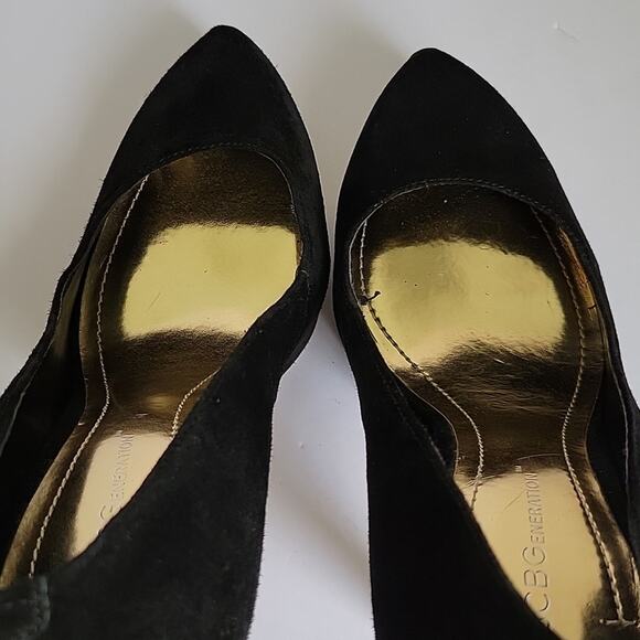BCBGENERATION Platform Heels Women's 9M Black Suede Gold Trim Glamour Hollywood - Picture 7 of 7
